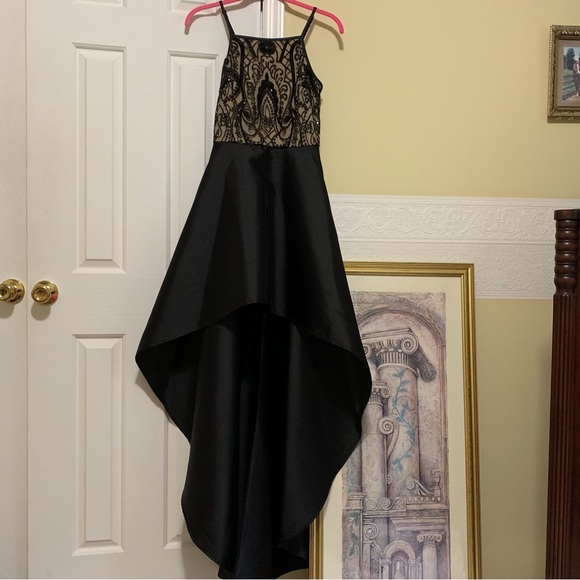 Crystal Doll Black /Beige Sequined High Low Formal Dress Size 0 - Picture 11 of 14